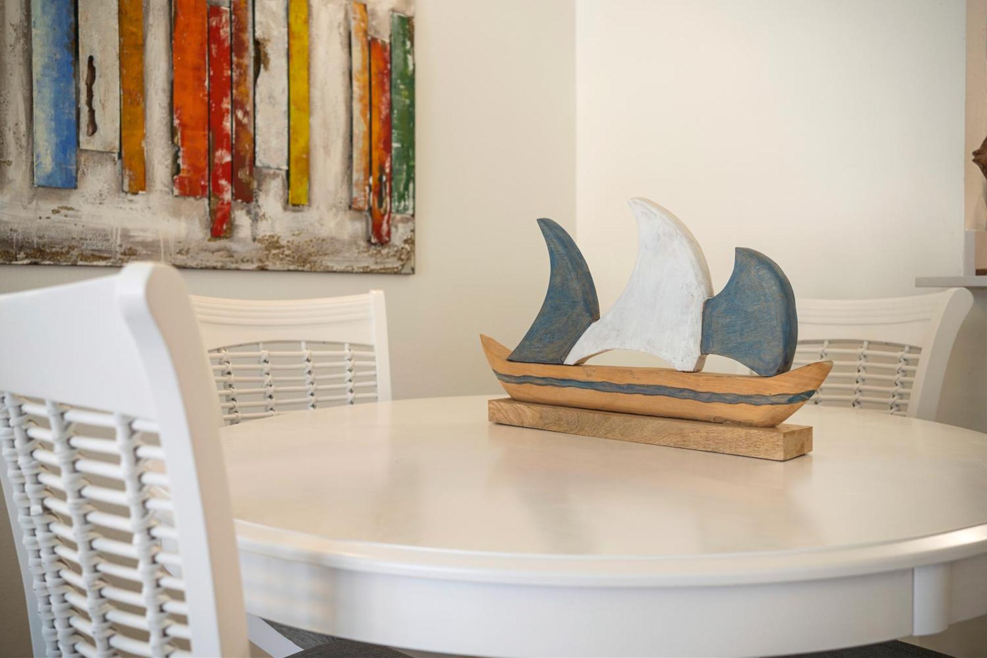 Ocean Blue Apartment