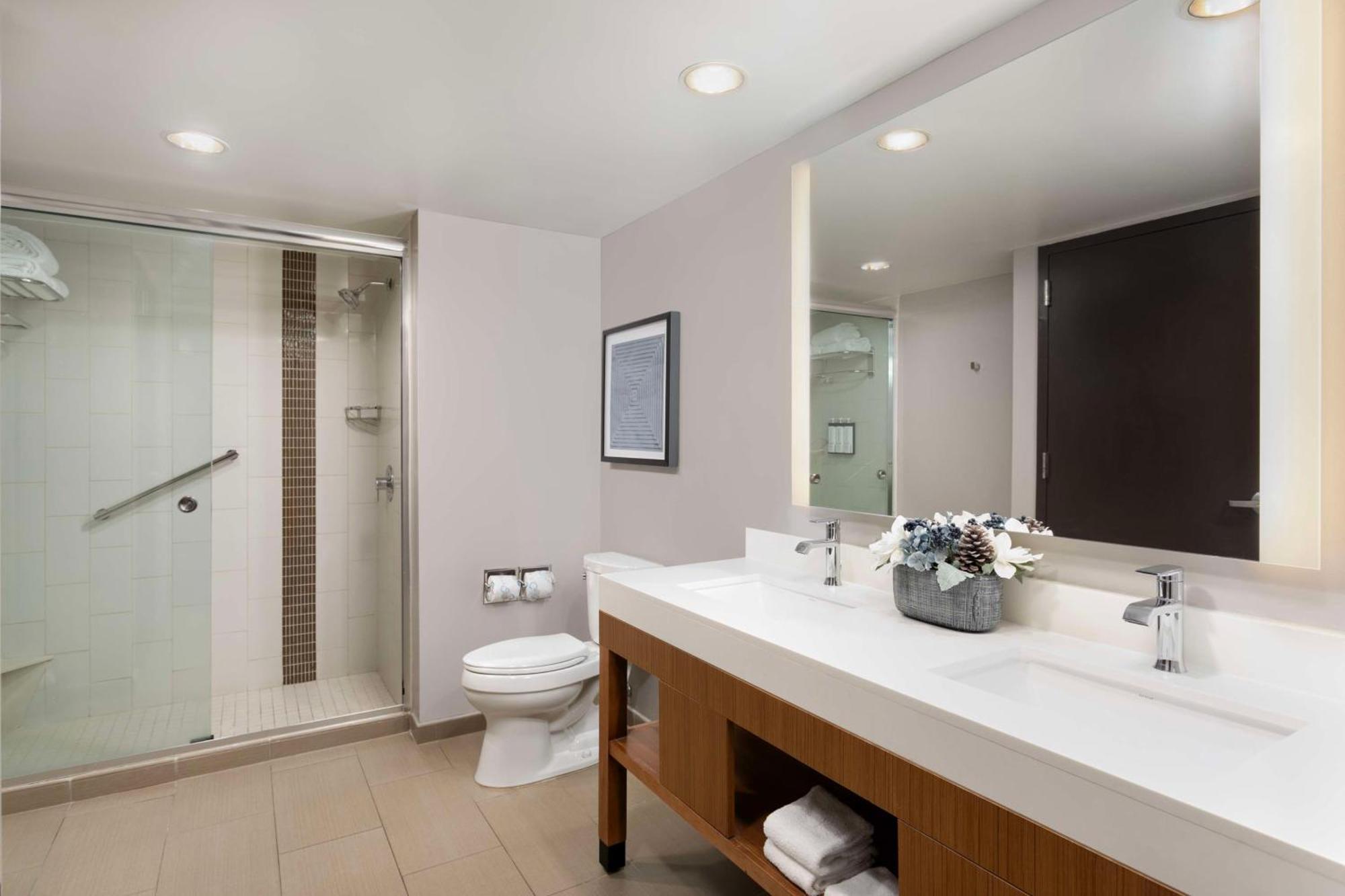 Hyatt Place Hotel 3*