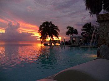Grand Bahia Ocean View Apartment