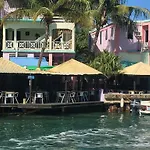 Mamacitas Guest House