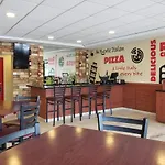 Arecibo Inn