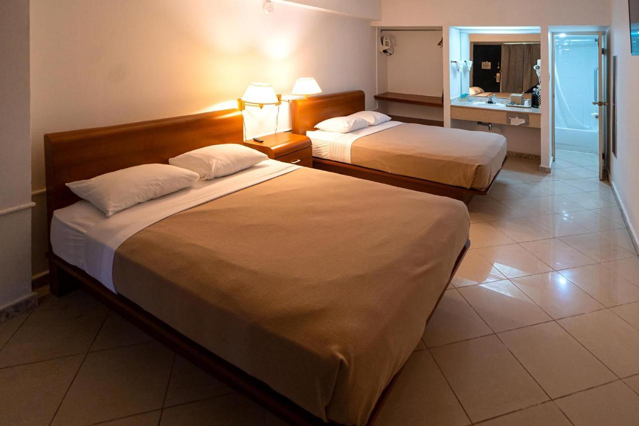 Hotel Solace By The Sea 3*