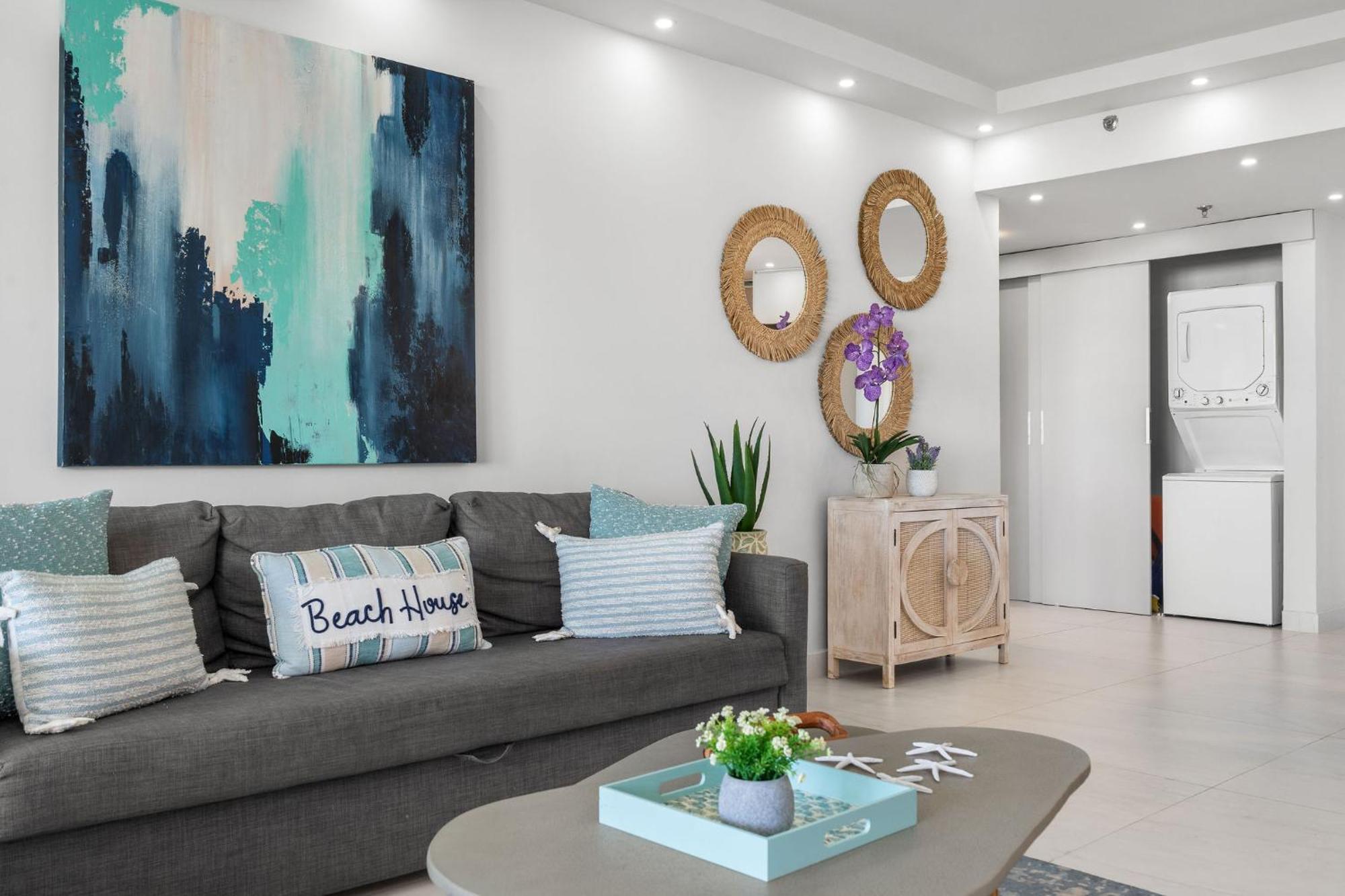 Beachfront In The Rio Mar *