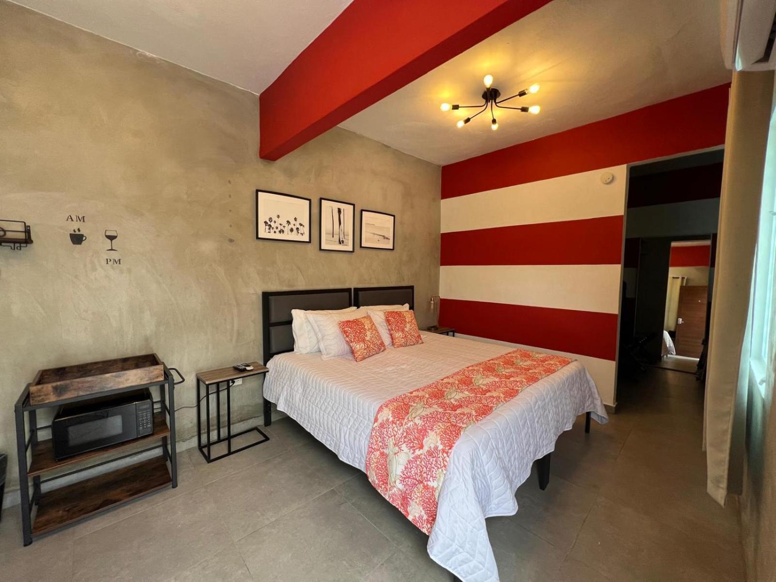 The Surfing Turtle Hotel 4*