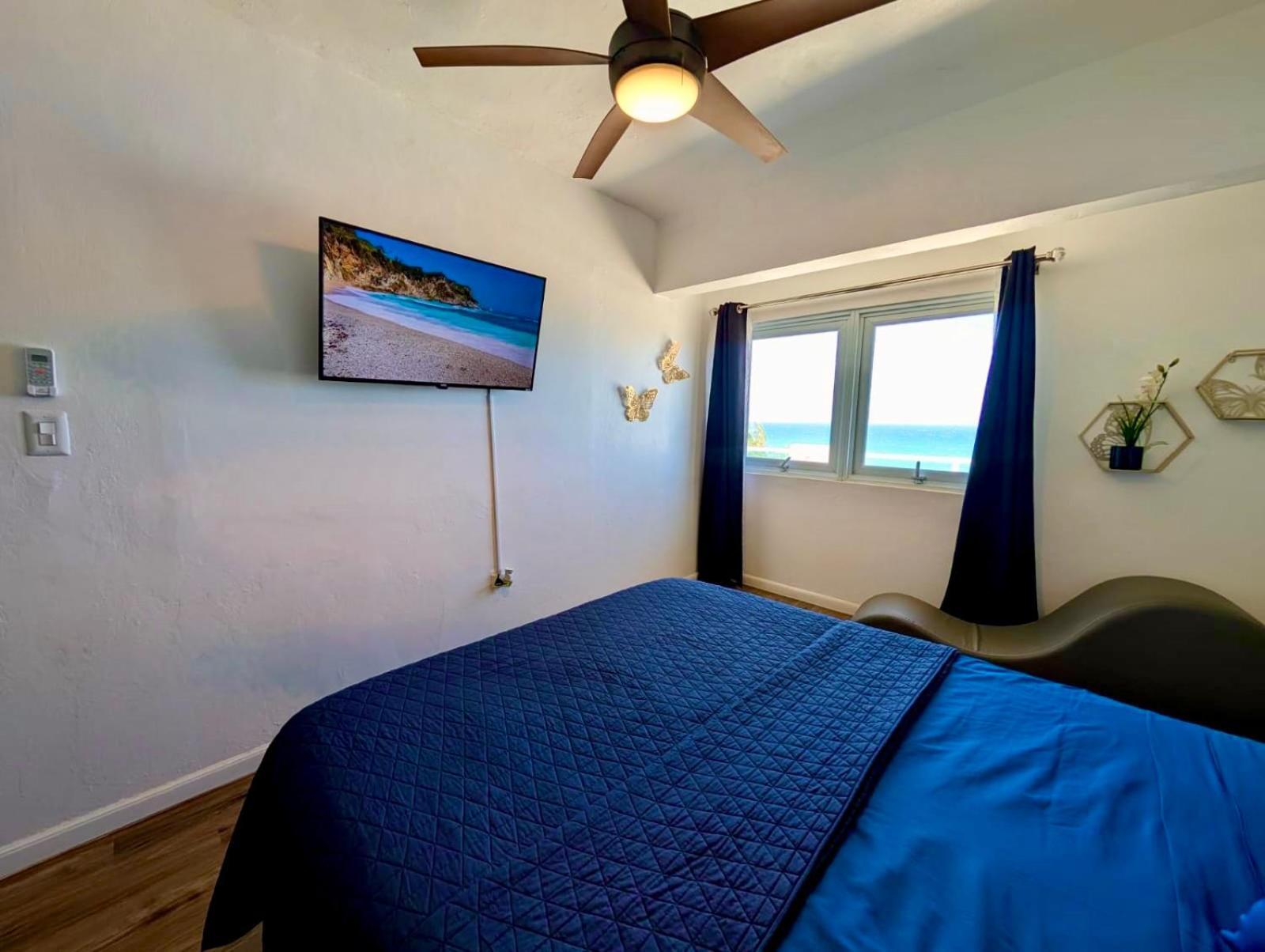Modern Oceanfront * Arecibo