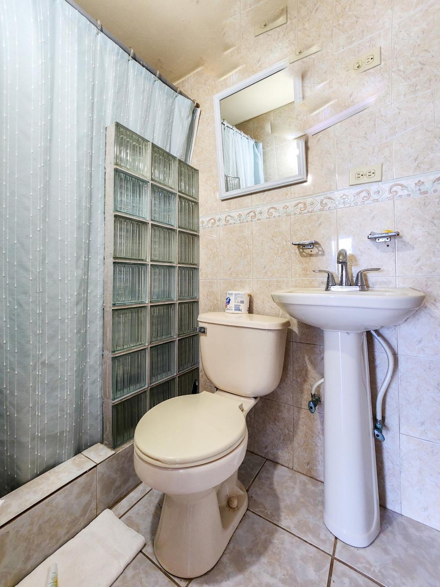 Guest house Casa Robinson 3*