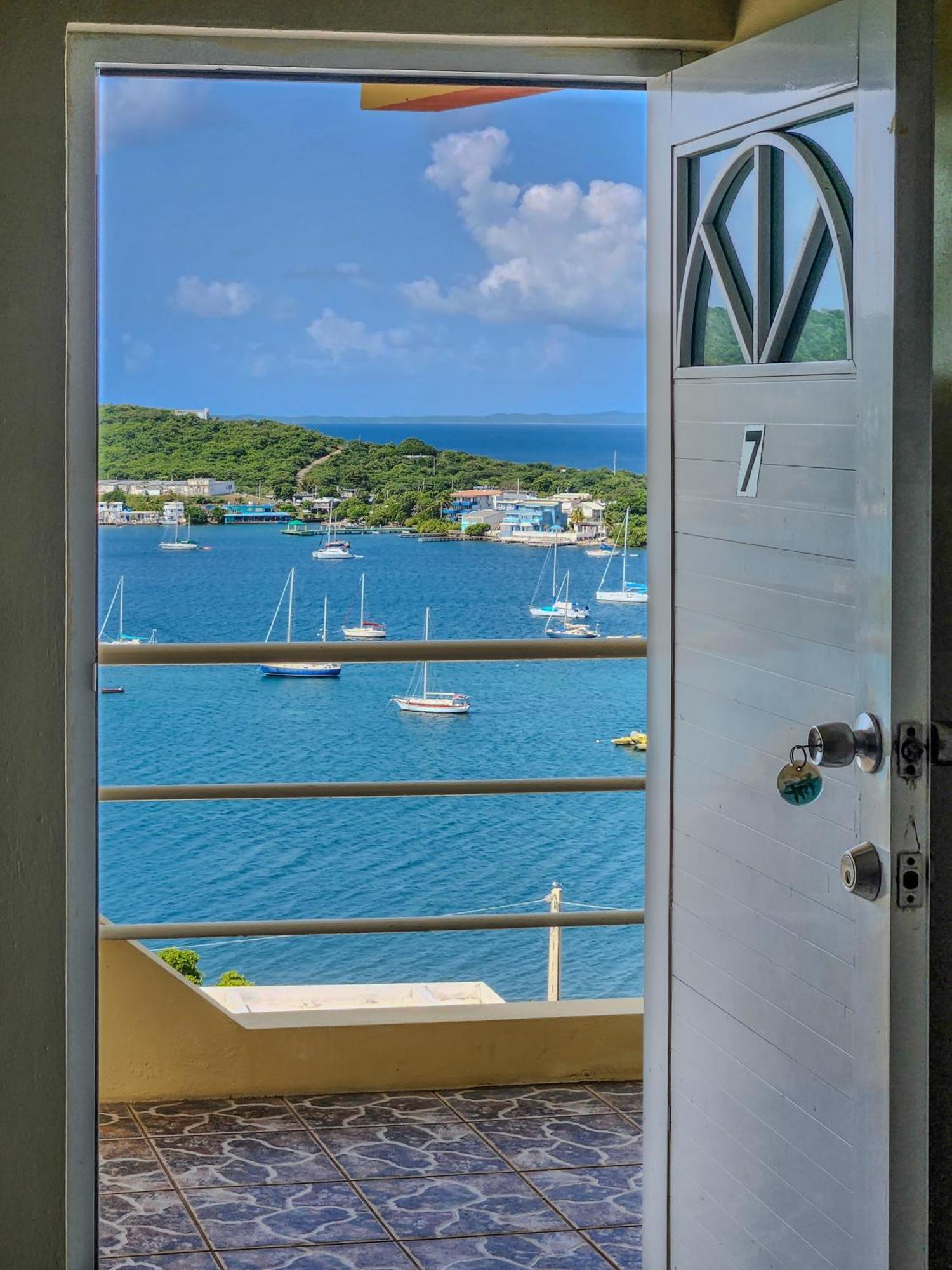 Guest house Casa Robinson 3*