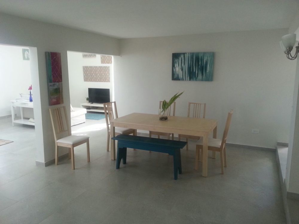 Centrally Located 3*