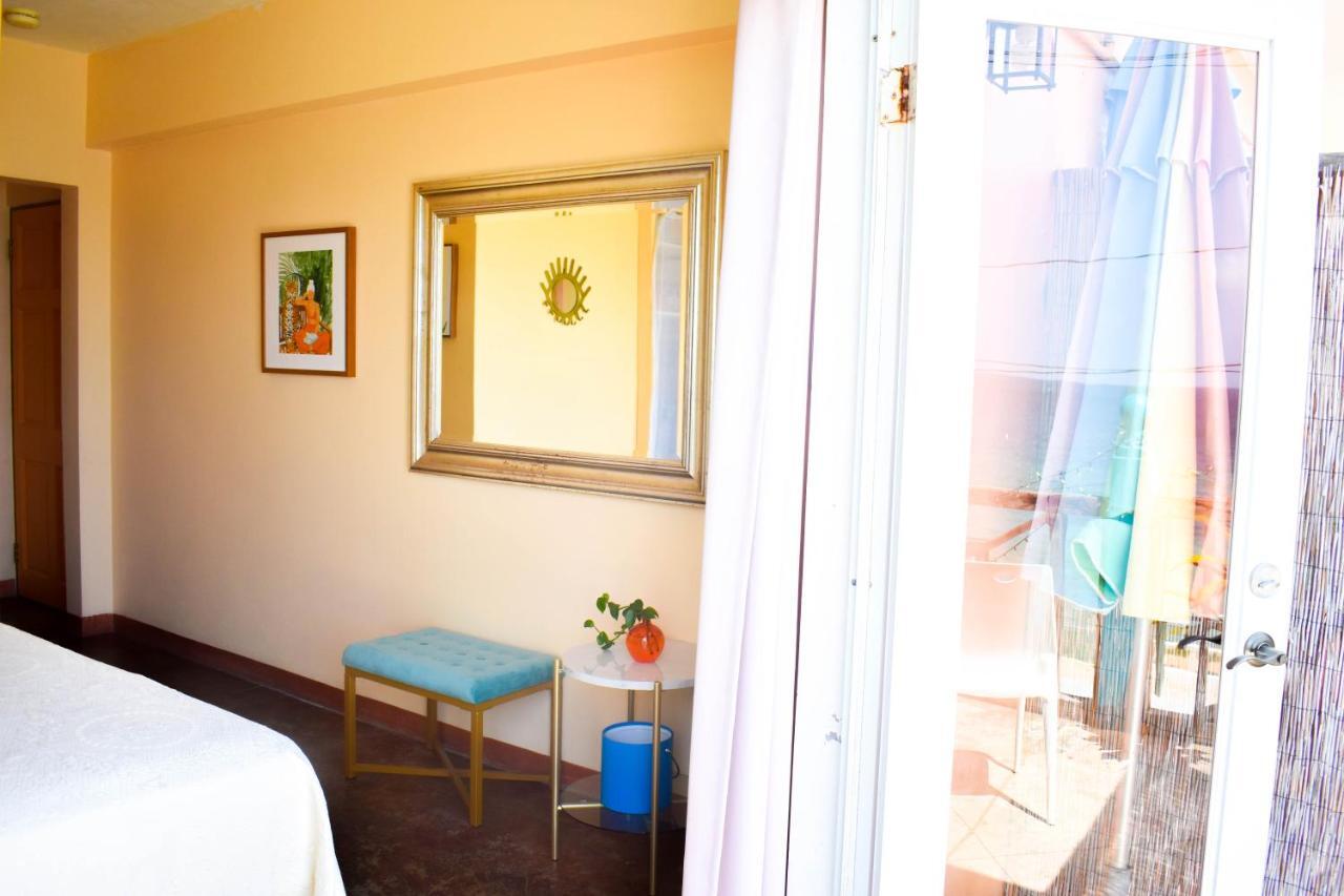 Flamboyan Guest house 3*