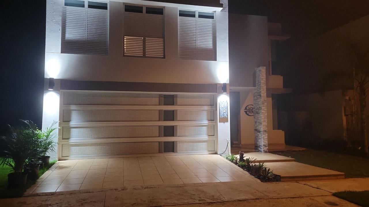 Casa Elegante Cerca Aeropuerto Y Zona Turistica Apartment