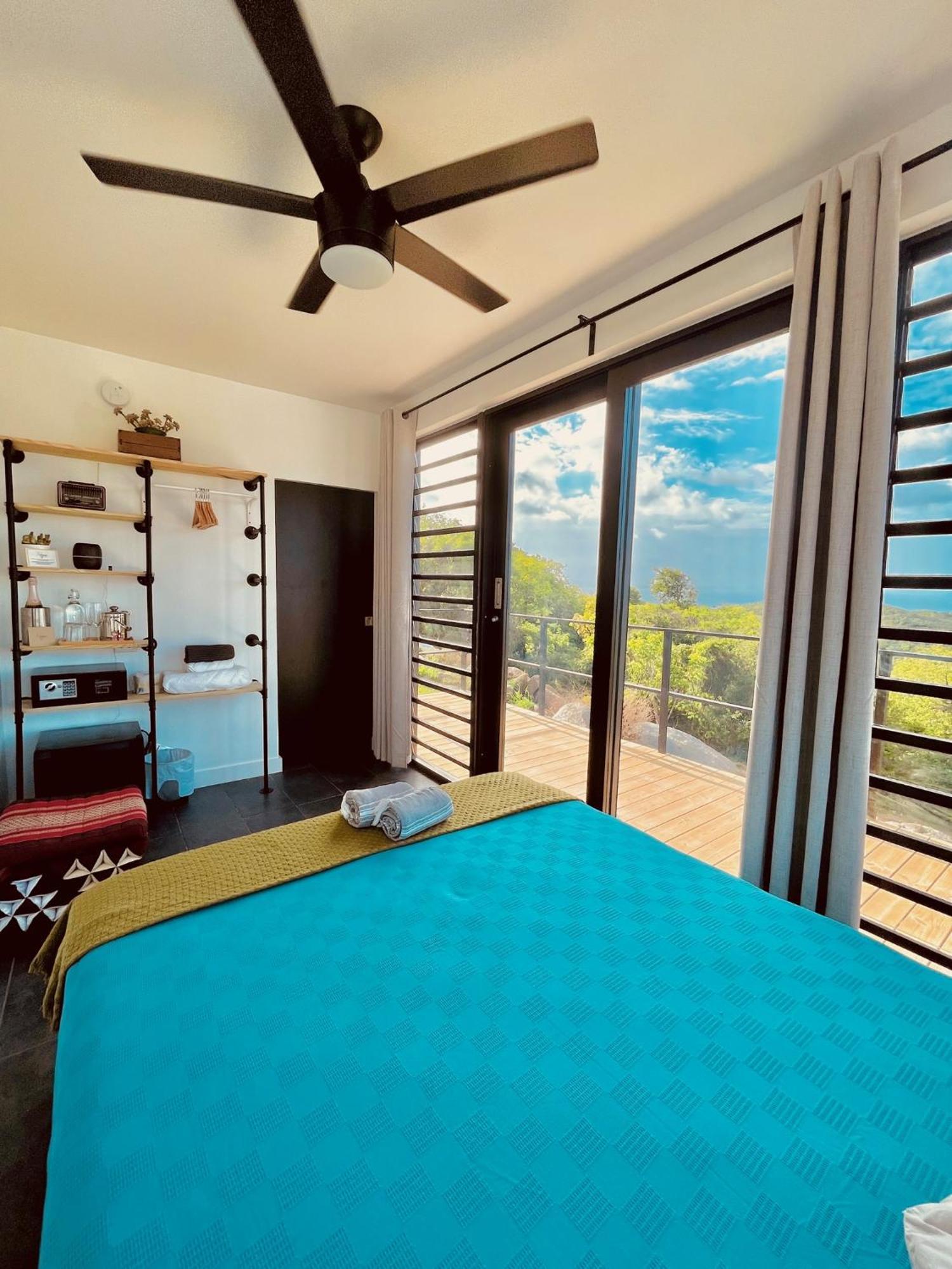 Lejos Eco Retreat Guest house Vieques