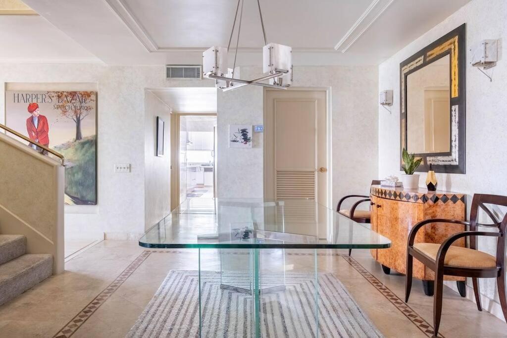 Apartment The Penthouse Sju 6bdr+6.5ba Sleep 20 Million$view *