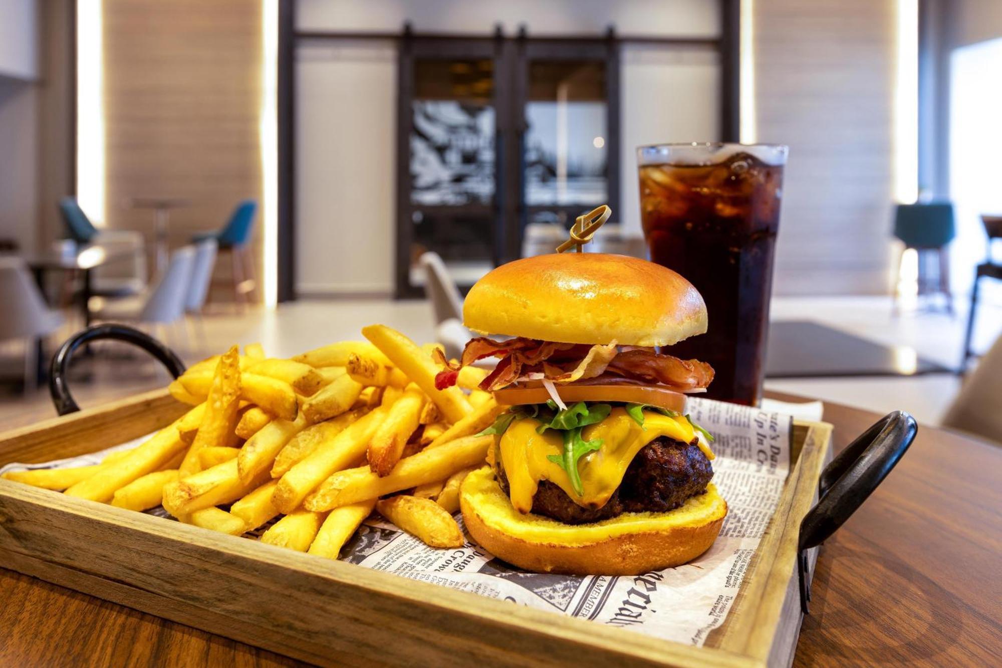 Four Points By Sheraton Real Hotel 3*