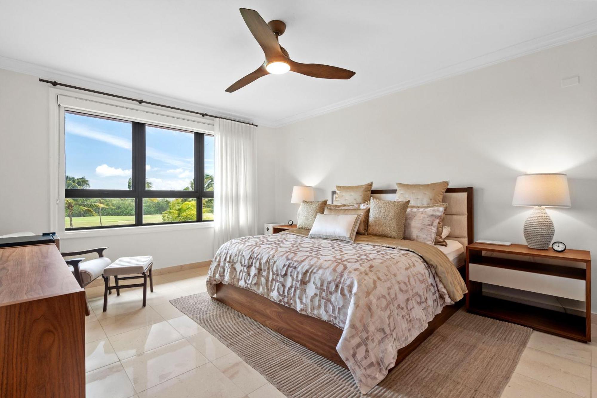 Apartment Balcony With & Golf Course Views By Otium *