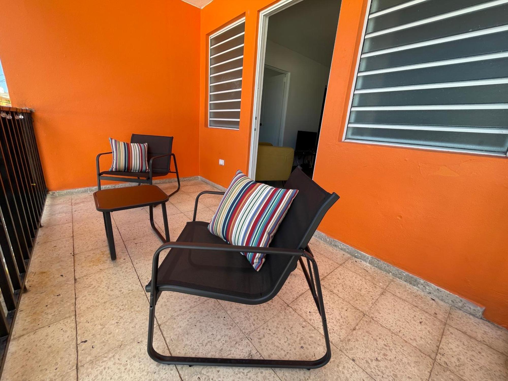 Apartment Mont Offering A Loft And 3 Bedroom Steps From The Ferry