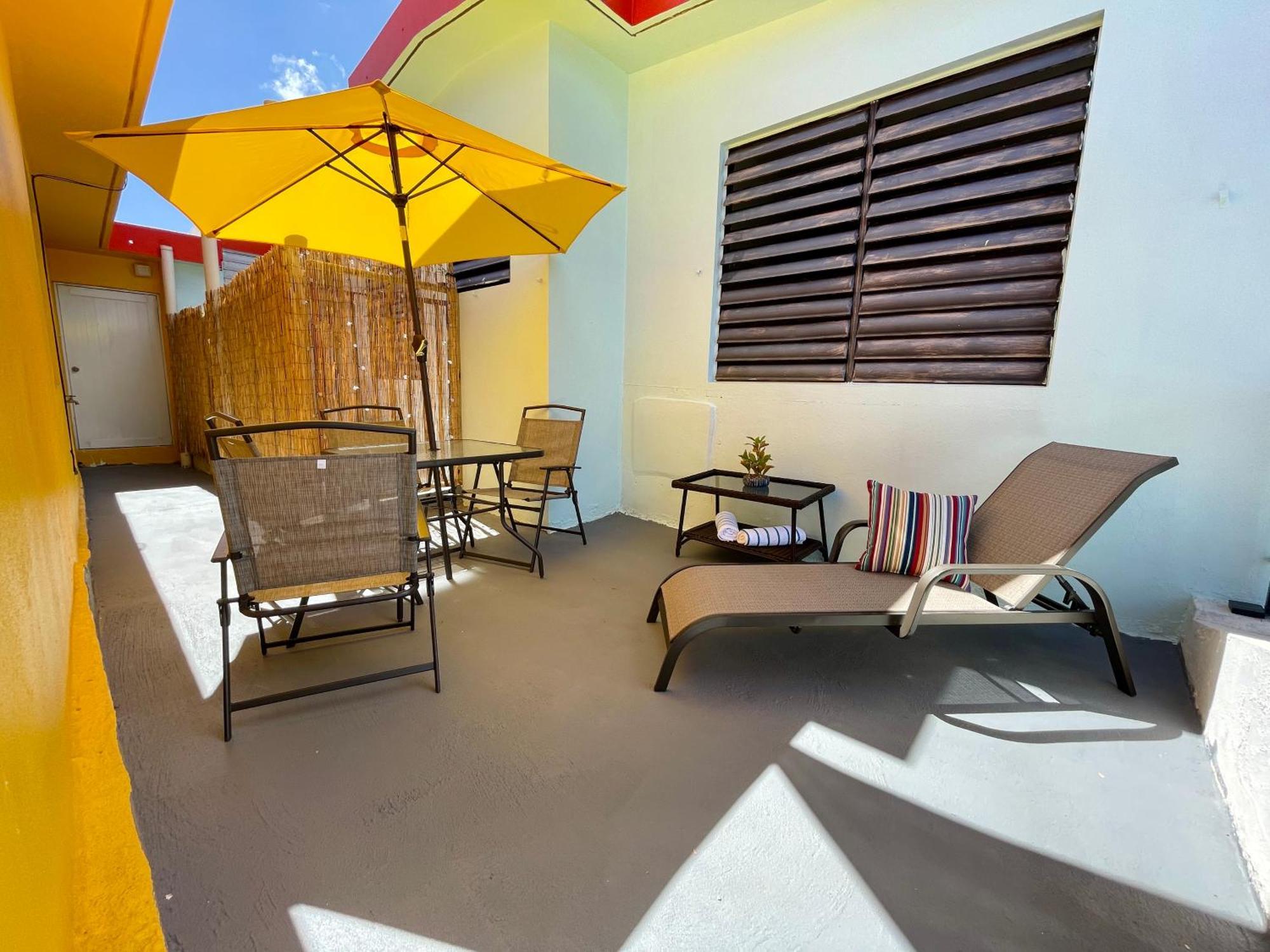 Apartment Mont Offering A Loft And 3 Bedroom Steps From The Ferry *