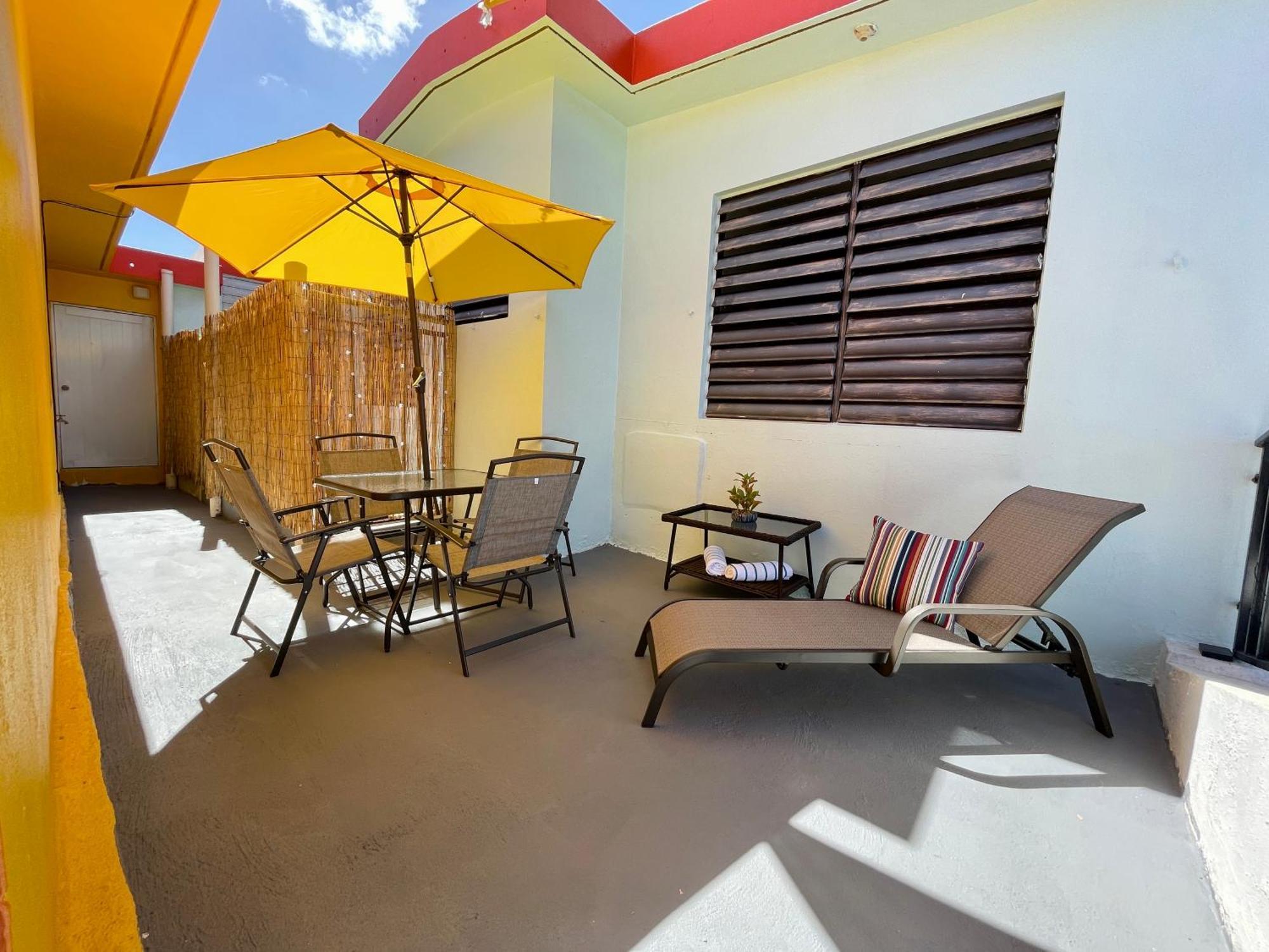 Apartment Mont Offering A Loft And 3 Bedroom Steps From The Ferry
