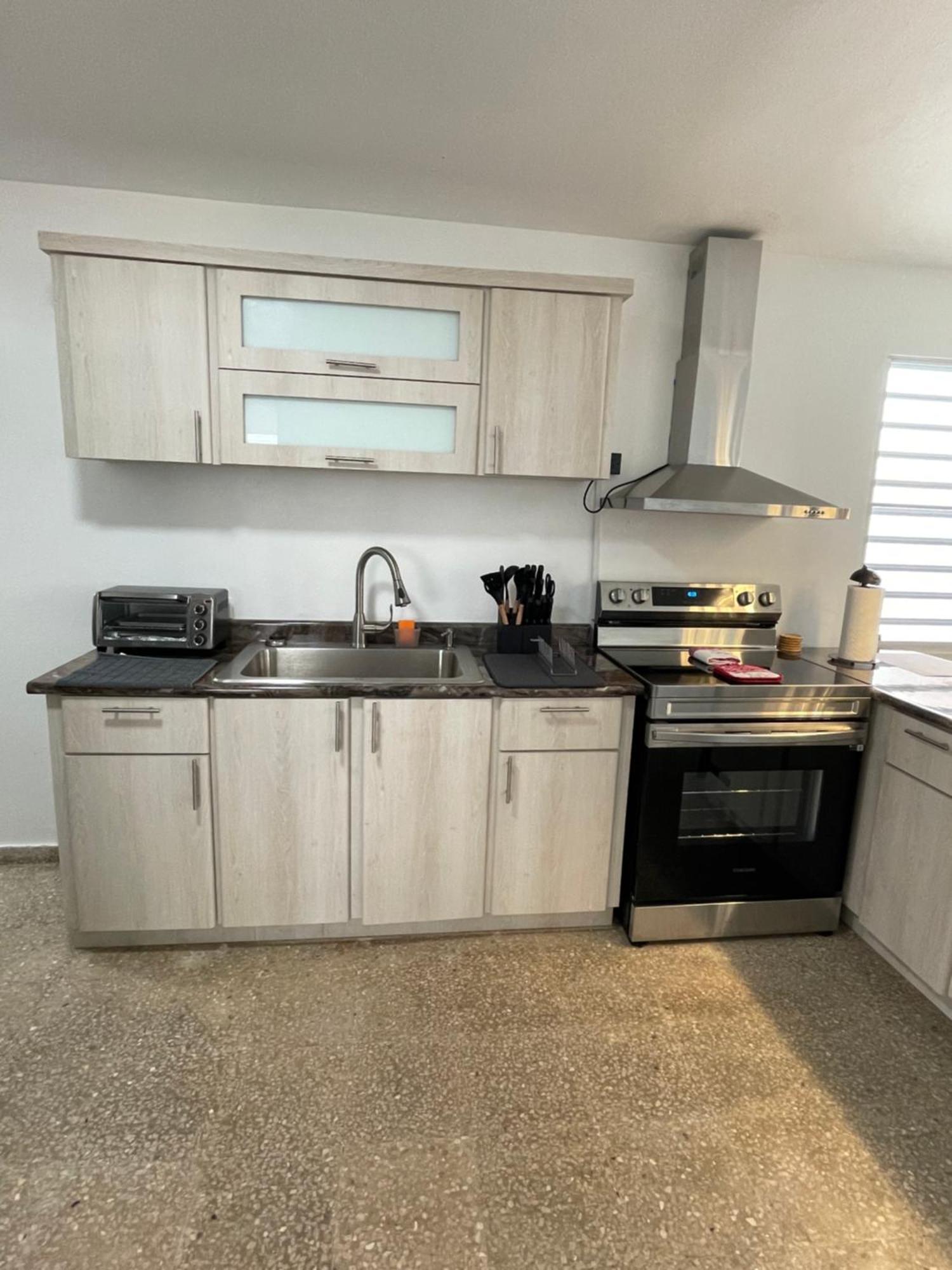 Mont Offering A Loft And 3 Bedroom Steps From The Ferry Apartment *