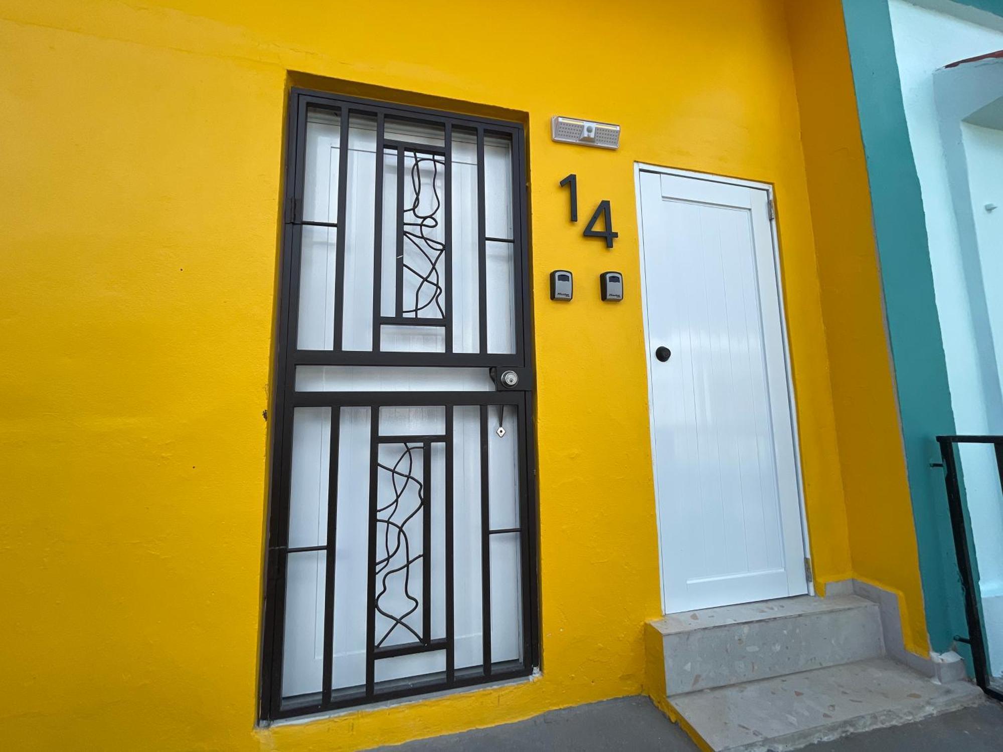 Mont Offering A Loft And 3 Bedroom Steps From The Ferry Apartment Vieques