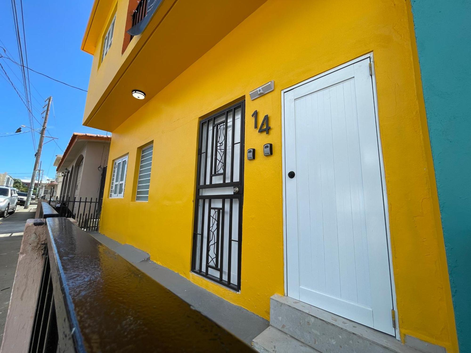 Mont Offering A Loft And 3 Bedroom Steps From The Ferry Apartment *