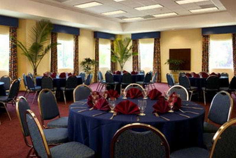 Four Points By Sheraton Real Hotel 3*