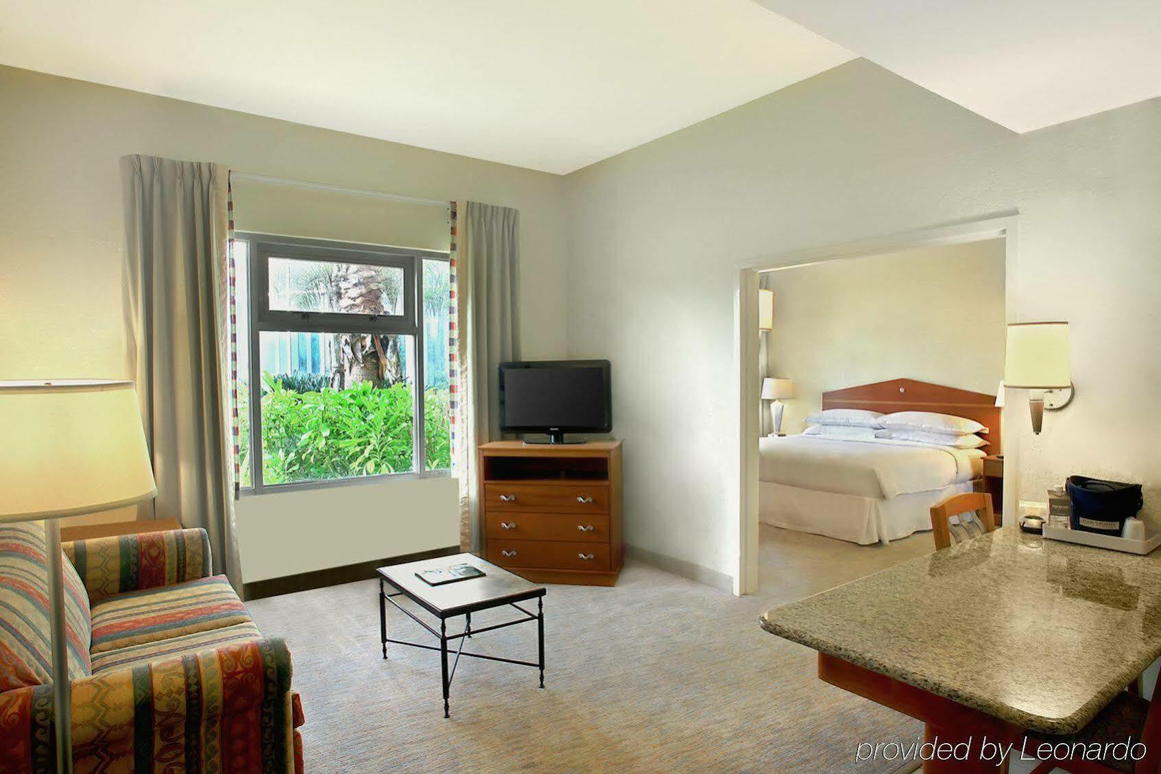 Hotel Four Points By Sheraton Real 3*