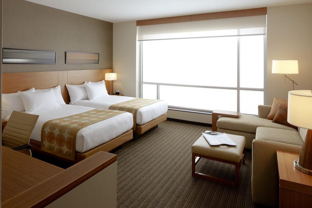 Hyatt Place 3*