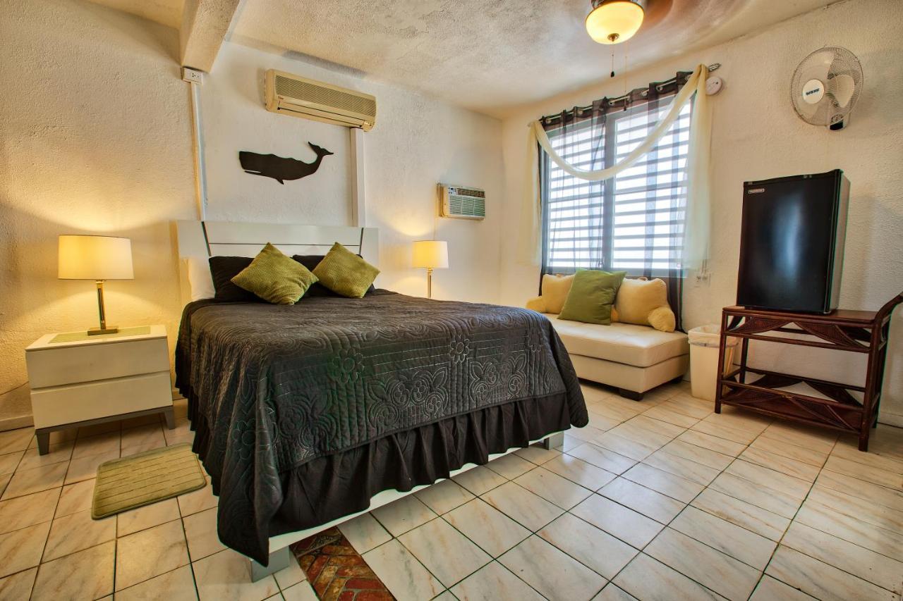 Coconut Palms Hotel 2*